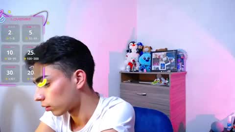 Owen  Independent model  online show from November 2025 06:41:02 PM