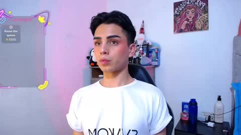 Owen  Independent model  online show from December 2025 12:05:02 AM