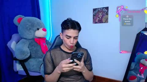 Snapshot of owenblue__ chatting on May 2026 02:44:01 PM Owen Independent model online show from May 2026 02:44:01 PM