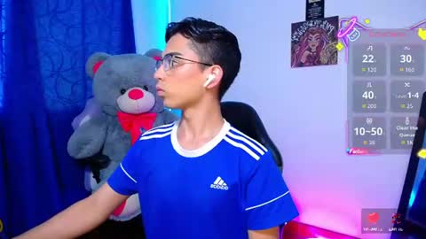 Snapshot of owenblue__ chatting on June 2026 10:41:02 PM Owen Independent model online show from June 2026 10:41:02 PM