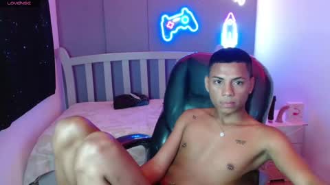 OWEN online show from December 2024 10:13:02 PM