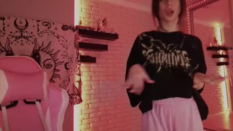 Snapshot of p0rsche911 chatting on December 2024 11:08:02 PM Alice online show from December 2024 11:08:02 PM