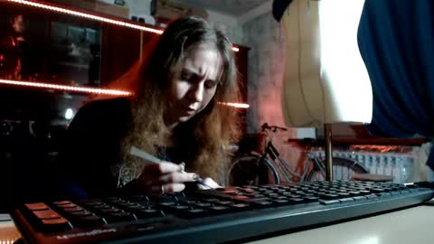 Ella online show from April 2026 12:00:01 AM