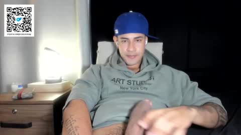 Javi    online show from November 2025 05:50:01 AM