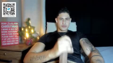 Javi    online show from December 2025 04:54:01 AM