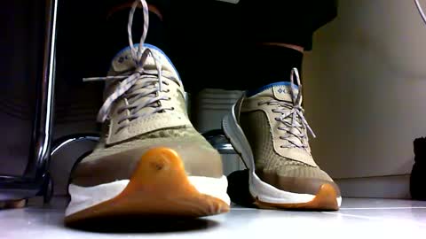 Snapshot of pablomenesssl chatting on December 2024 07:00:02 PM Pablo Meness online show from December 2024 07:00:02 PM