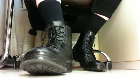 Snapshot of pablomenesssl chatting on March 2025 08:12:01 PM Pablo Meness online show from March 2025 08:12:01 PM