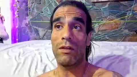 pablouyu online show from February 2025 03:31:02 AM