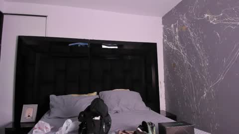 Paige online show from February 2025 04:40:01 AM