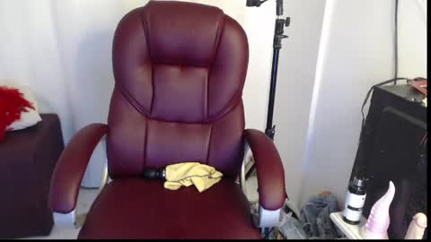 paiper online show from March 2026 11:24:01 PM