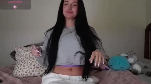 Snapshot of pakeha_princess chatting on October 2025 11:42:02 PM Holly online show from October 2025 11:42:02 PM