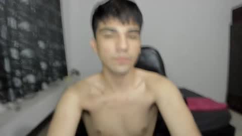 pakun_ online show from February 2025 11:42:01 PM