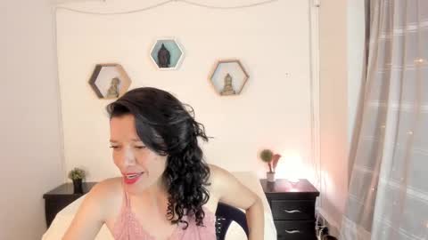 Paloma  online show from February 2025 09:22:01 PM