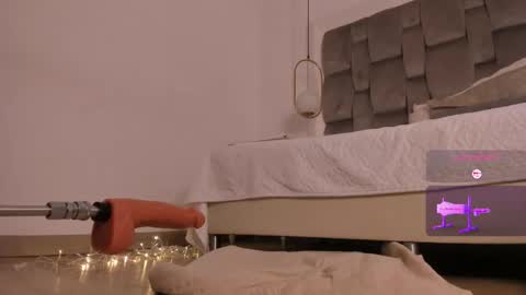 Pamela  online show from November 2025 08:08:02 PM