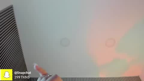 Manuela online show from June 2026 07:16:01 PM