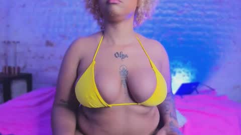 Pamela West online show from December 2025 08:04:01 PM