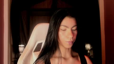 Snapshot of pamelaascott chatting on June 2026 04:18:02 AM P A M online show from June 2026 04:18:02 AM