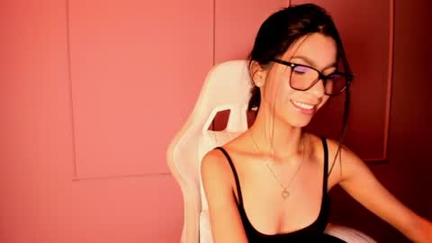 Snapshot of pamelaascott chatting on June 2026 04:10:02 AM P A M online show from June 2026 04:10:02 AM