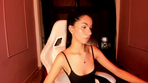 Snapshot of pamelaascott chatting on July 2026 04:16:01 AM P A M online show from July 2026 04:16:01 AM