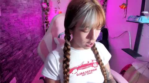 Snapshot of pamelajhonsom chatting on February 2026 04:39:02 AM pamelajhonsom online show from February 2026 04:39:02 AM