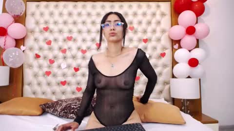 Pamela Ponce online show from February 2025 12:11:01 PM