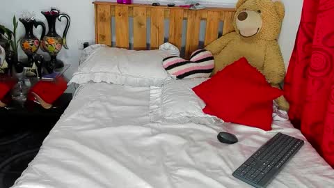 Pamela online show from October 2025 08:09:02 PM