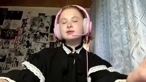 I am Lillary ntmu online show from June 2026 05:39:02 PM