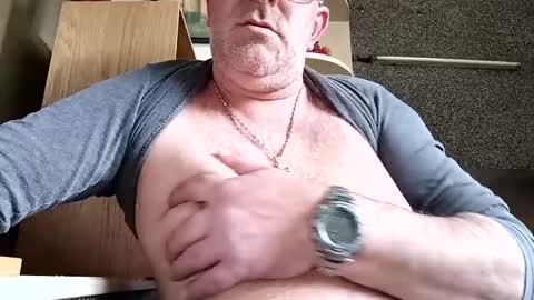 angel hris online show from April 2026 04:18:01 PM