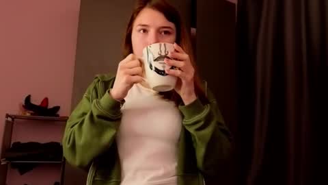 daniella online show from October 2025 10:10:01 PM