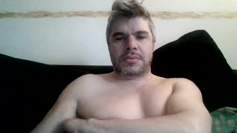 Snapshot of panchomadrid chatting on August 2026 01:32:01 PM Pancho Madrid online show from August 2026 01:32:01 PM
