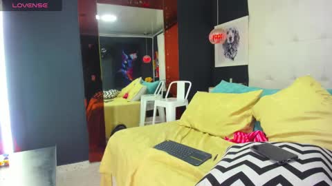 Snapshot of pandora_rey2 chatting on December 2024 04:59:02 PM ---Pandora--- online show from December 2024 04:59:02 PM