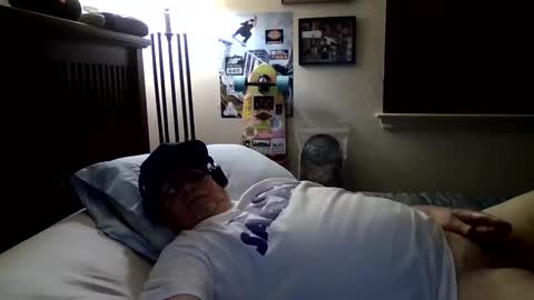 panos online show from November 2025 01:00:02 AM