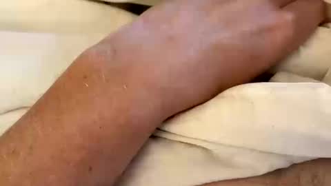 Jim online show from October 2025 05:24:02 PM