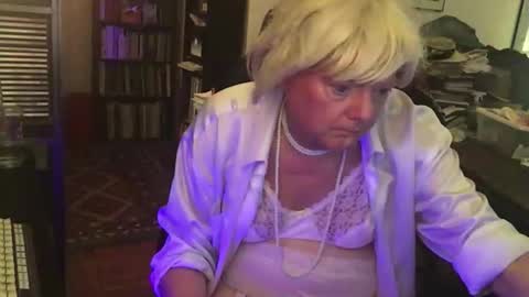 Snapshot of pantyvloletlace chatting on February 2026 11:44:01 PM Pantyvioletlace online show from February 2026 11:44:01 PM