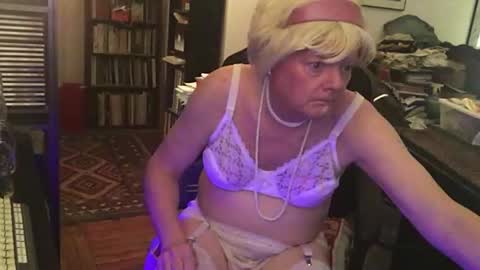 Snapshot of pantyvloletlace chatting on March 2026 03:41:02 AM Pantyvioletlace online show from March 2026 03:41:02 AM