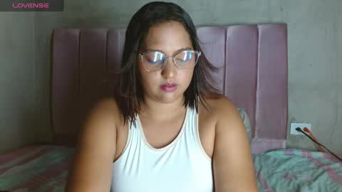 Paola Stone online show from June 2026 02:34:02 AM