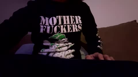 Snapshot of papaboner_foryourpleasure chatting on November 2025 09:44:02 AM PapaBoner online show from November 2025 09:44:02 AM