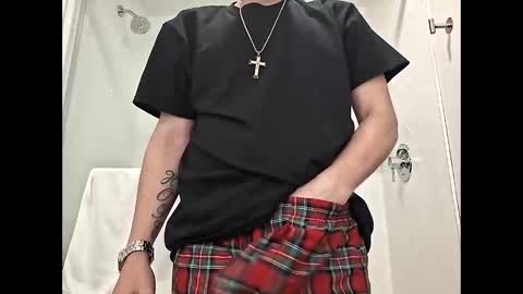 papapfouts online show from March 2026 04:29:01 AM