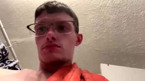 Snapshot of papi121221 chatting on November 2025 03:12:02 AM papi121221 online show from November 2025 03:12:02 AM