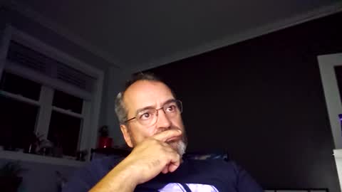 Papi online show from October 2025 11:55:01 PM