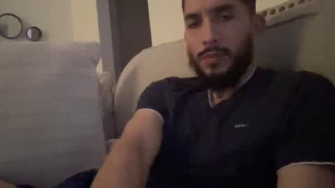 Snapshot of papicubano_guapo23cm chatting on February 2026 05:17:02 AM papicubano_guapo23cm online show from February 2026 05:17:02 AM