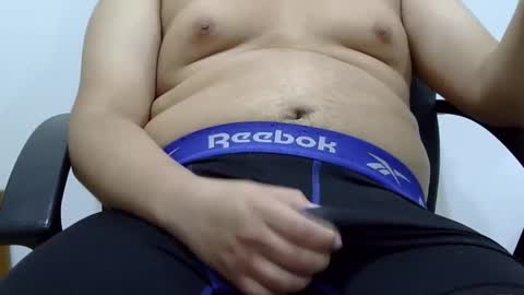 Snapshot of papimexicano703 chatting on December 2024 05:04:02 AM papi mexicano en boxers online show from December 2024 05:04:02 AM