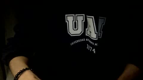 papy_dani33 online show from November 2025 07:43:01 AM