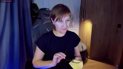 Paris online show from February 2025 01:35:02 PM