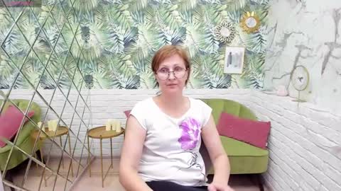 Paris online show from March 2025 11:56:02 PM