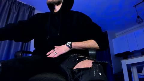 Paris online show from January 2026 10:46:02 PM