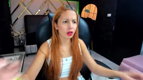 paris petit online show from February 2026 07:23:01 PM