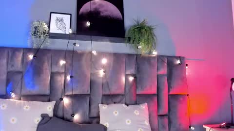 PARIS online show from February 2026 09:04:01 PM