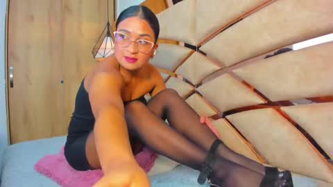 PARKER  online show from December 2025 07:09:01 PM