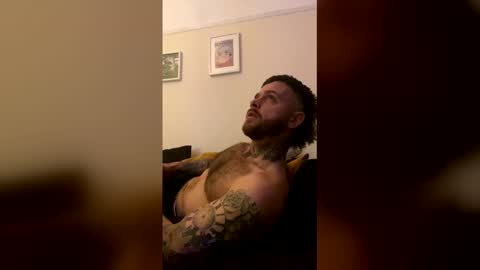 parkertom525 online show from March 2026 11:21:02 PM